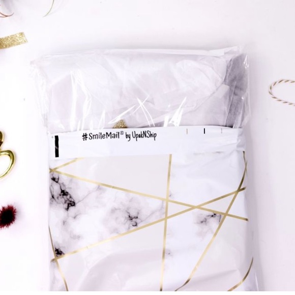 LAST SET🎉20 White Marble Poly Bags perfect for Winter 2025 - Picture 2 of 3